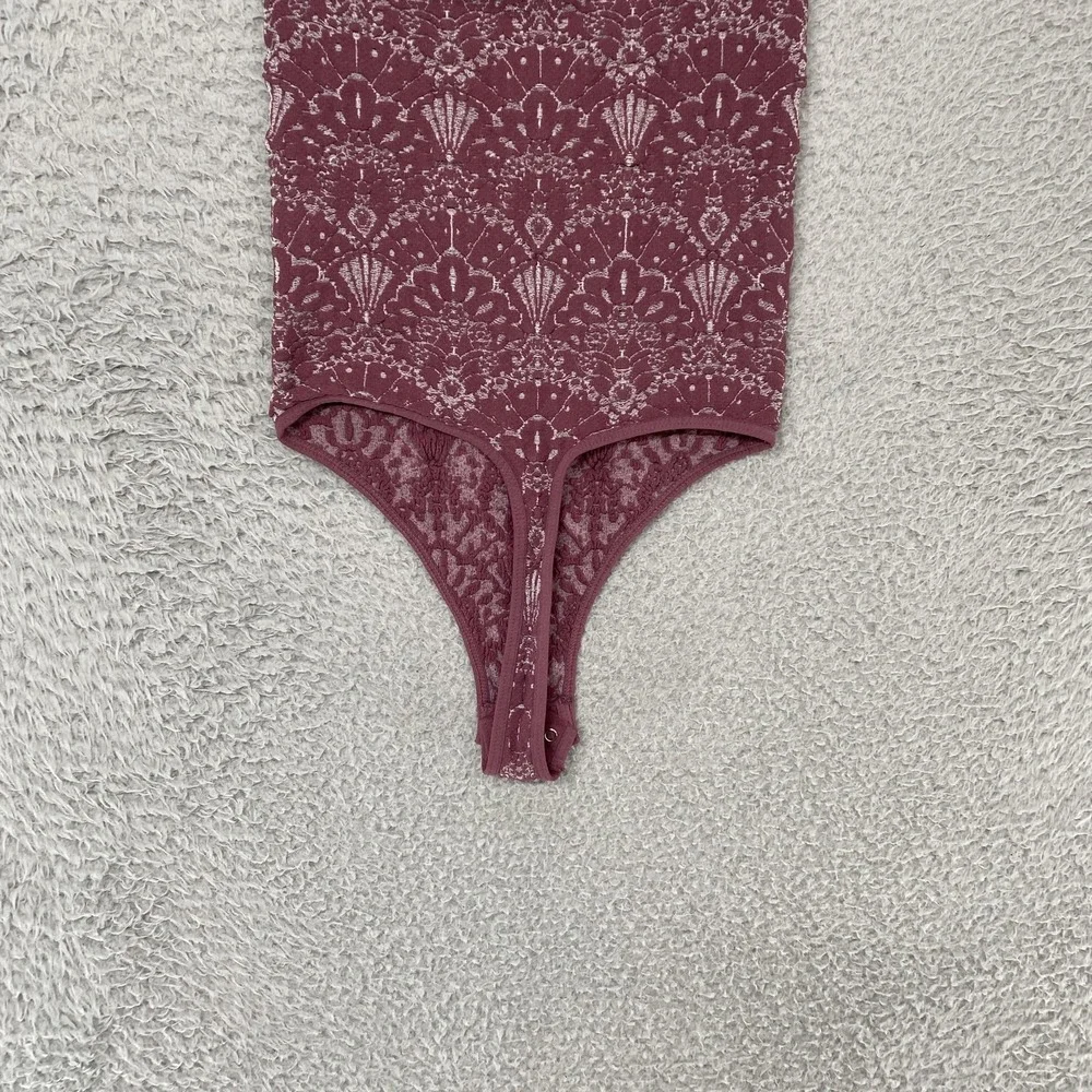 Intimately Free People Bodysuit Womens XS/S Lace Tank Thong With Love Floral